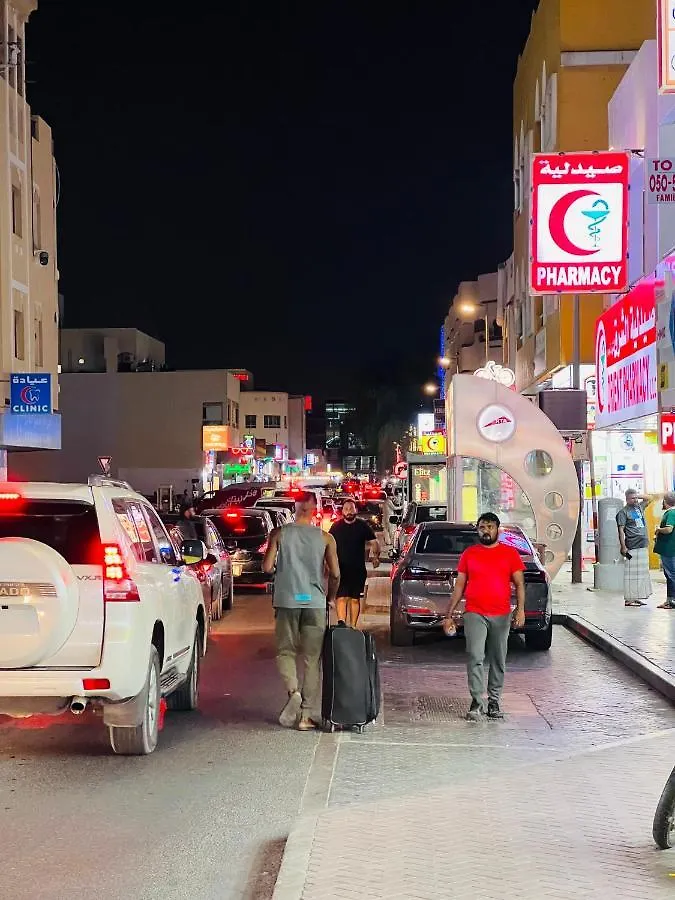 Comfort Tourist Place For Male Dubai Hostel
