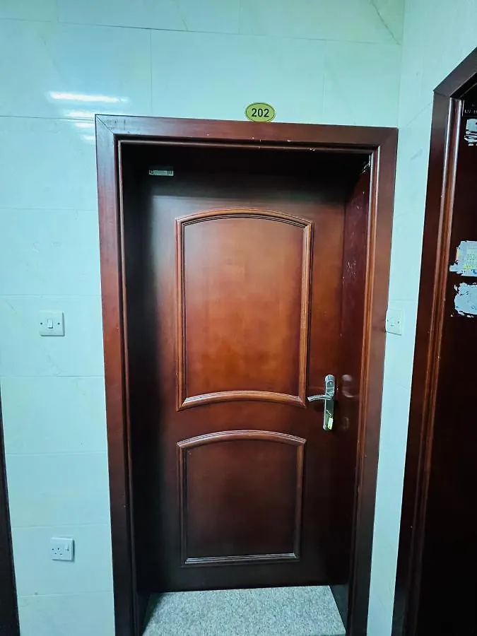 Hostel Comfort Tourist Place For Male Dubai
